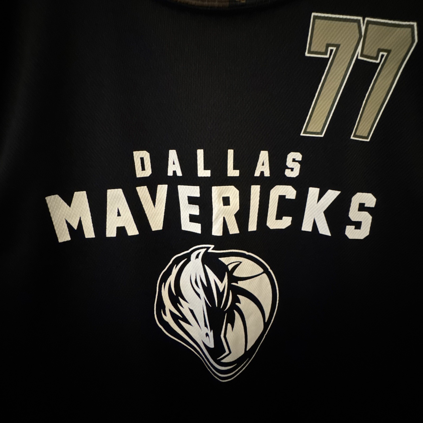 NBA Luka Doncic Dallas Mavericks Black Camo Jersey Men's Size Large gallery