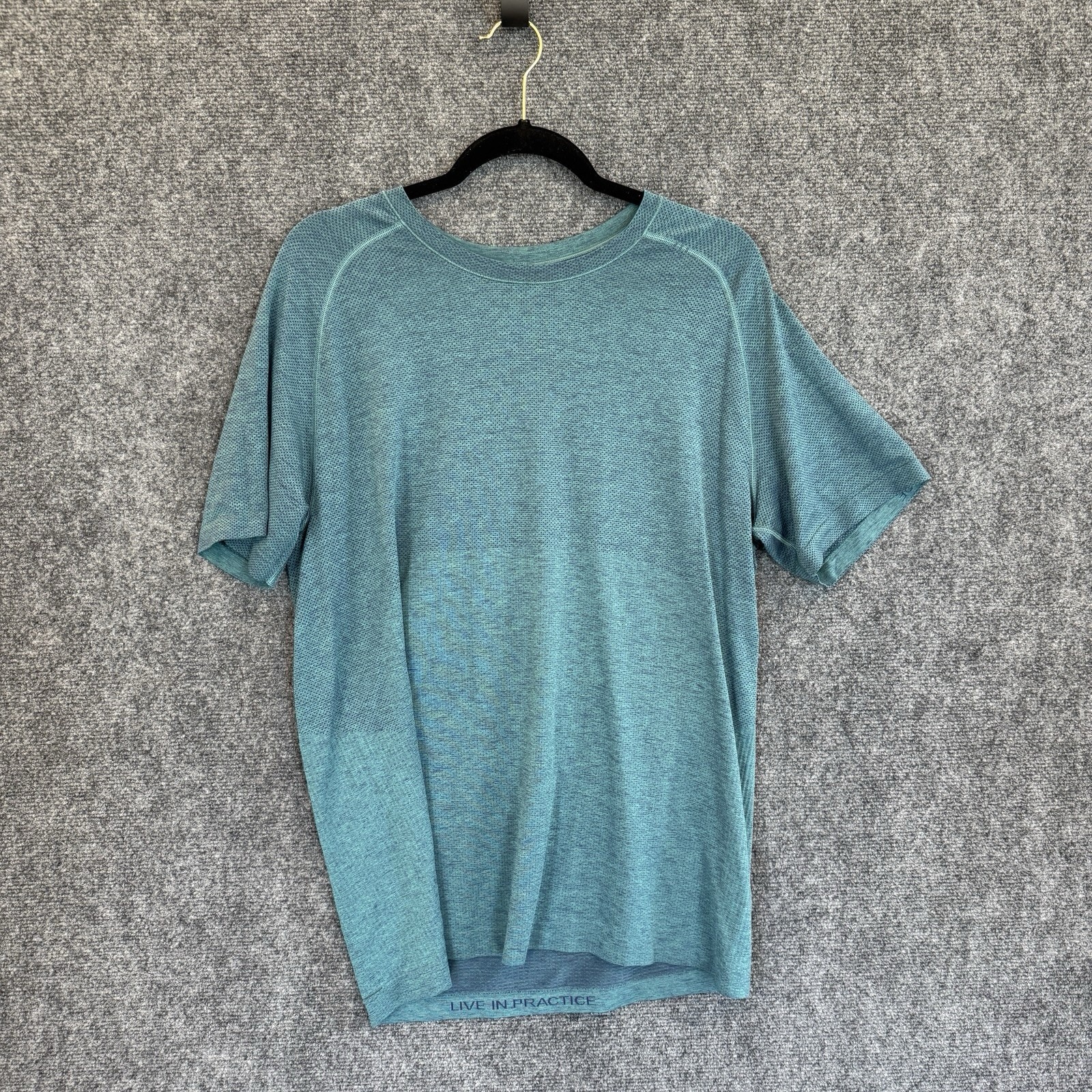 Lululemon Metal Vent Tech Shirt Men’s L Heathered Green Purple Short Sleeve gallery