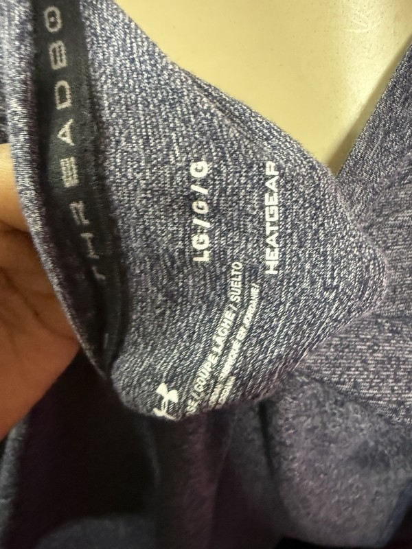 Under Armour HeatGear Men’s L/G Loose Fit Long Sleeve V-Neck Heather Tee gallery