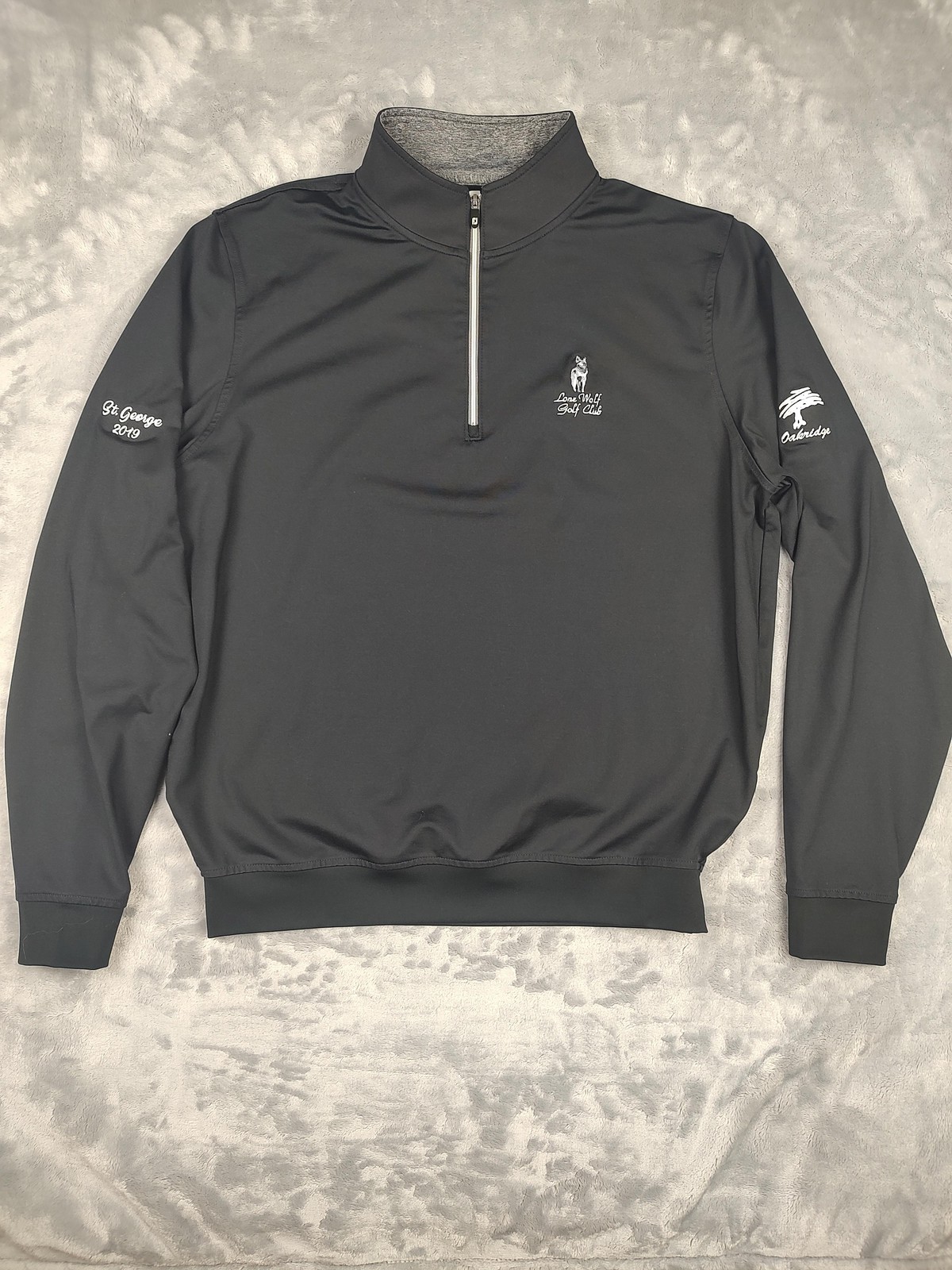 FootJoy Pullover Mens Medium Black 1/4 Zip Golf Lone Wolf Oakridge Stretch 2019 gallery