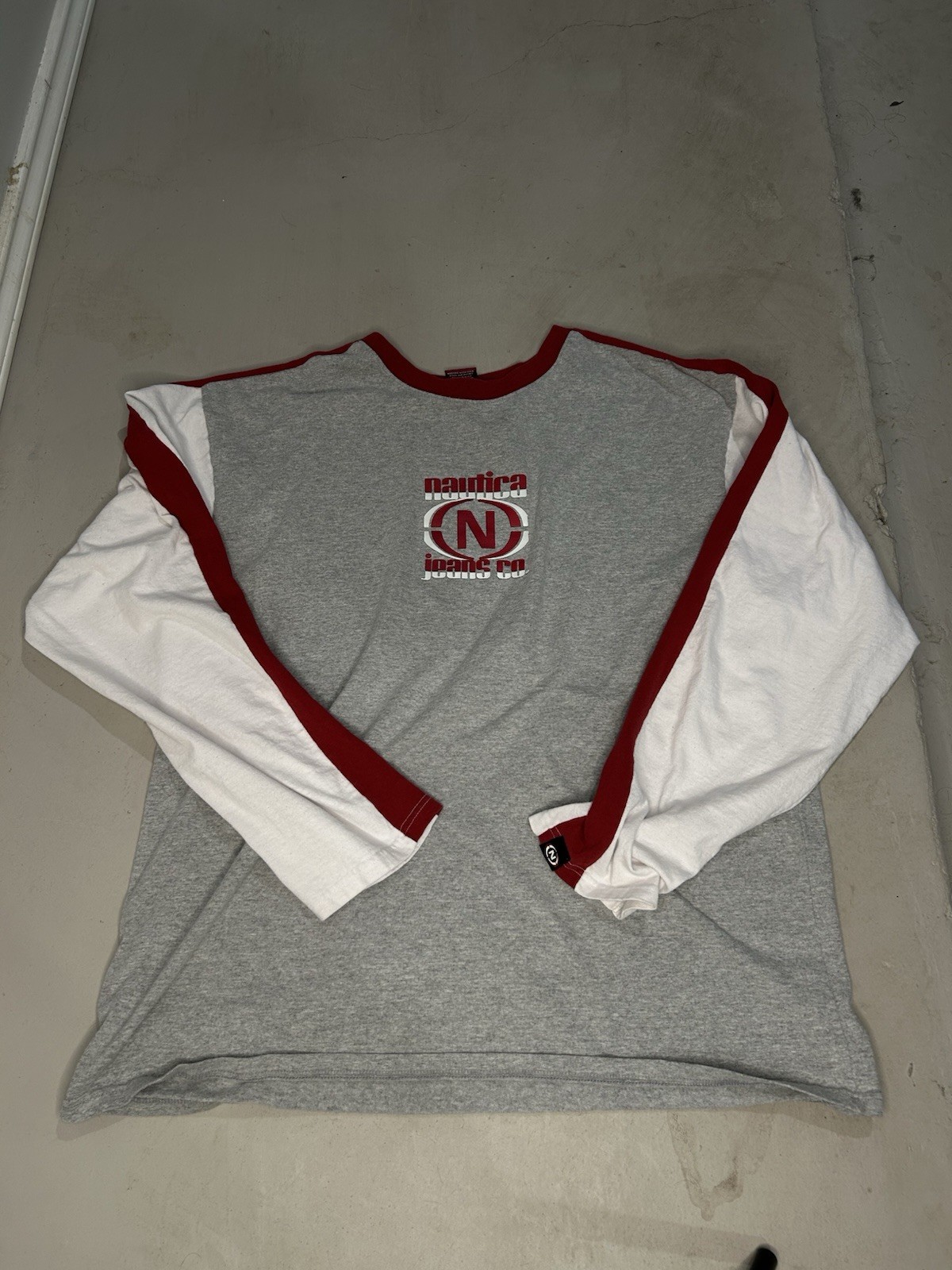 VTG Nautica Jeans Company Gray Red White Long Sleeve Crew Neck T-Shirt XL gallery