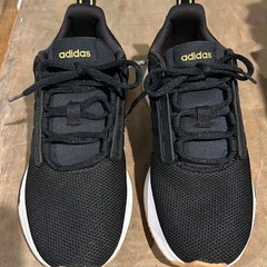 Adidas Cloudfoam Super Size 5 Black Gold Sneakers
