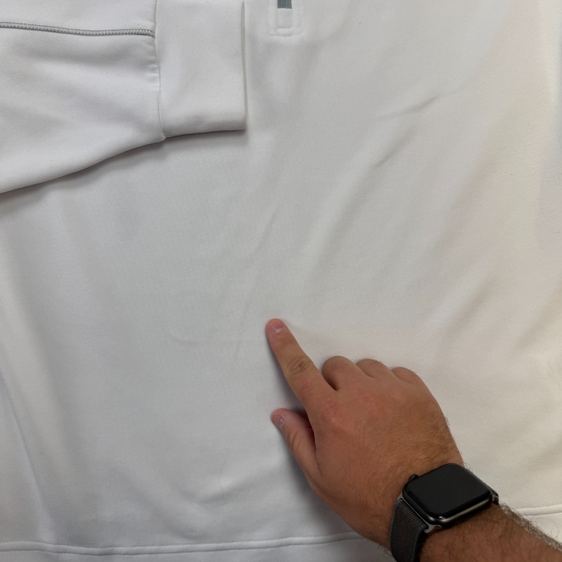 FootJoy Sweater Mens Medium White 1/4 Zip Golf Performance Sweatshirt Pullover gallery