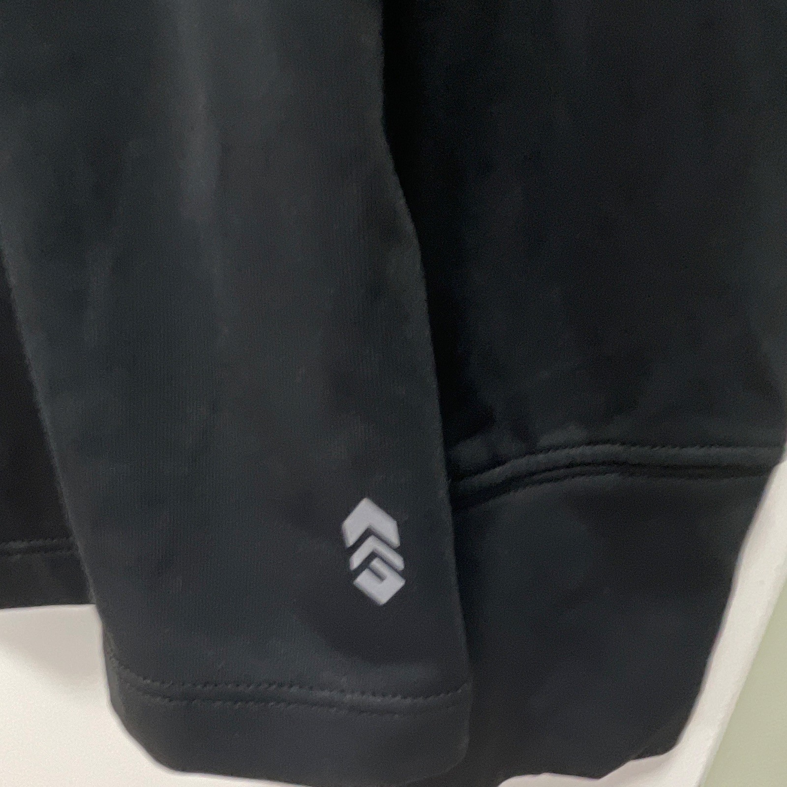 Free Country Men's Black Long Sleeve Crew Neck Solid T-Shirt, Size M gallery