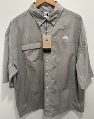 Nike ACG Orb Weaver UV Repel Short Sleeve Shirt Grey HJ2883-009 Men’s Size Large