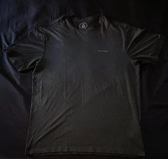 Volcom Men’s UPF 50+ Quick Dry Breathable Crew Neck T-Shirt Black XL