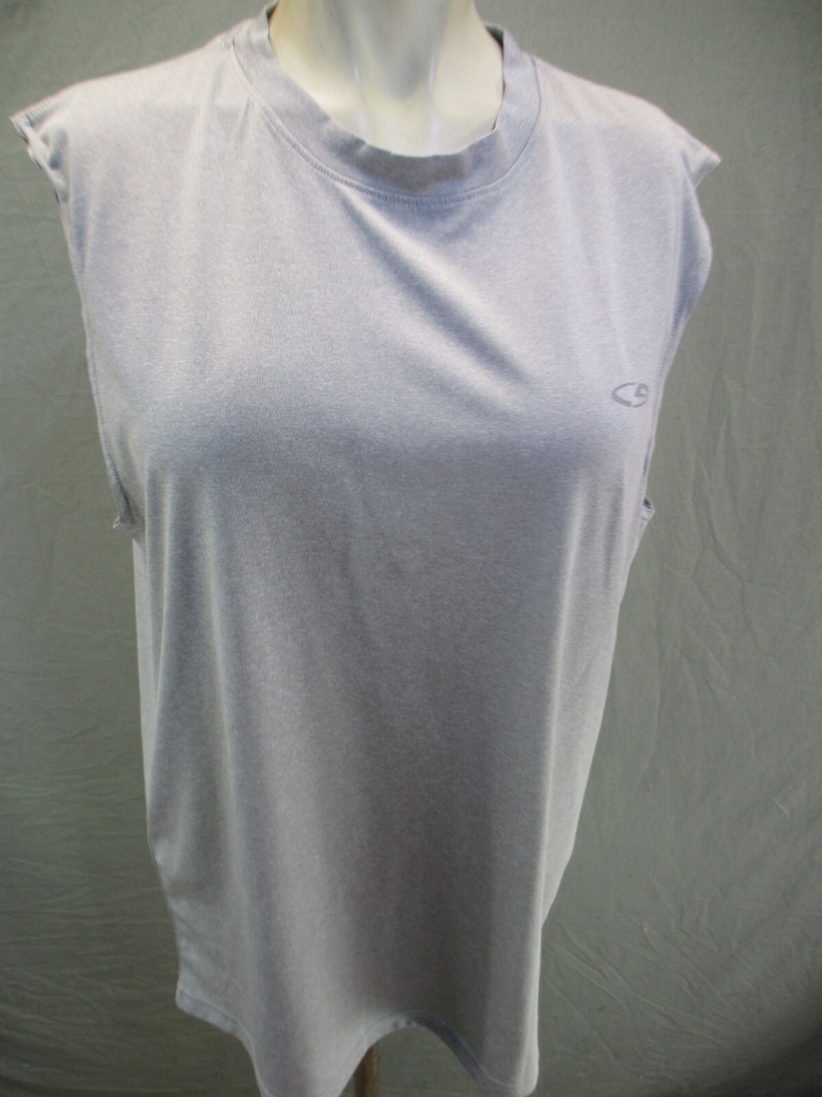Champion DUO DRY Size M Mens Gray Crew Neck Sleeveless Stretch Athletic Top 363 gallery