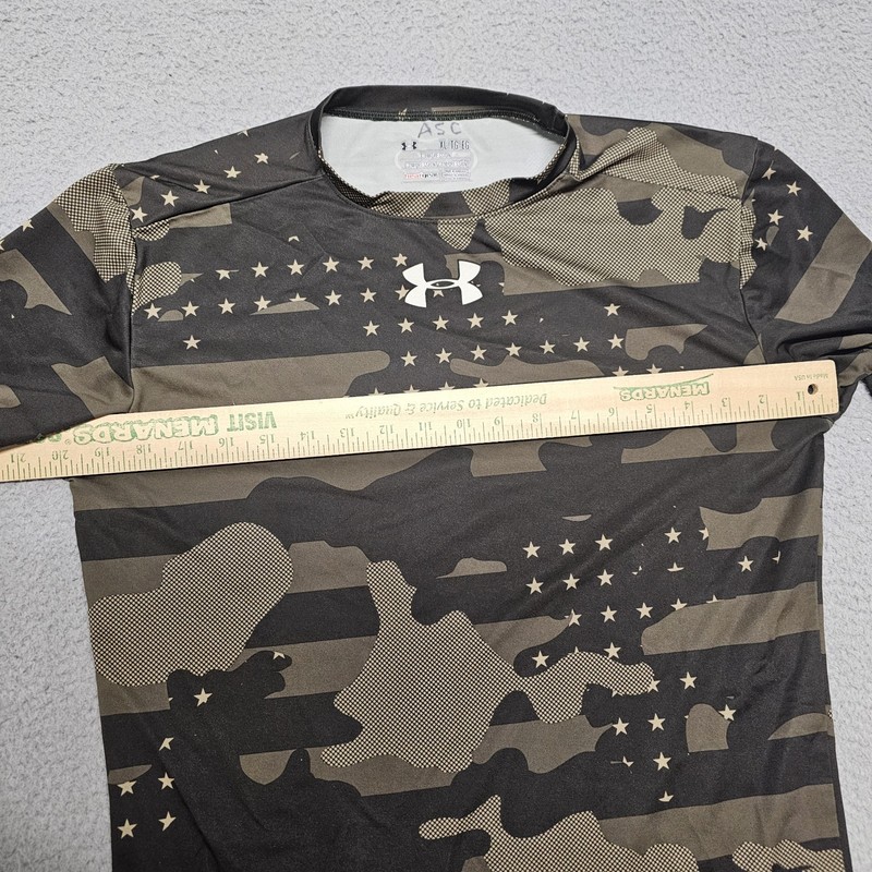 Under Armour Freedom Camo Compression Shirt Mens XL Heat Gear Athletic Fit gallery