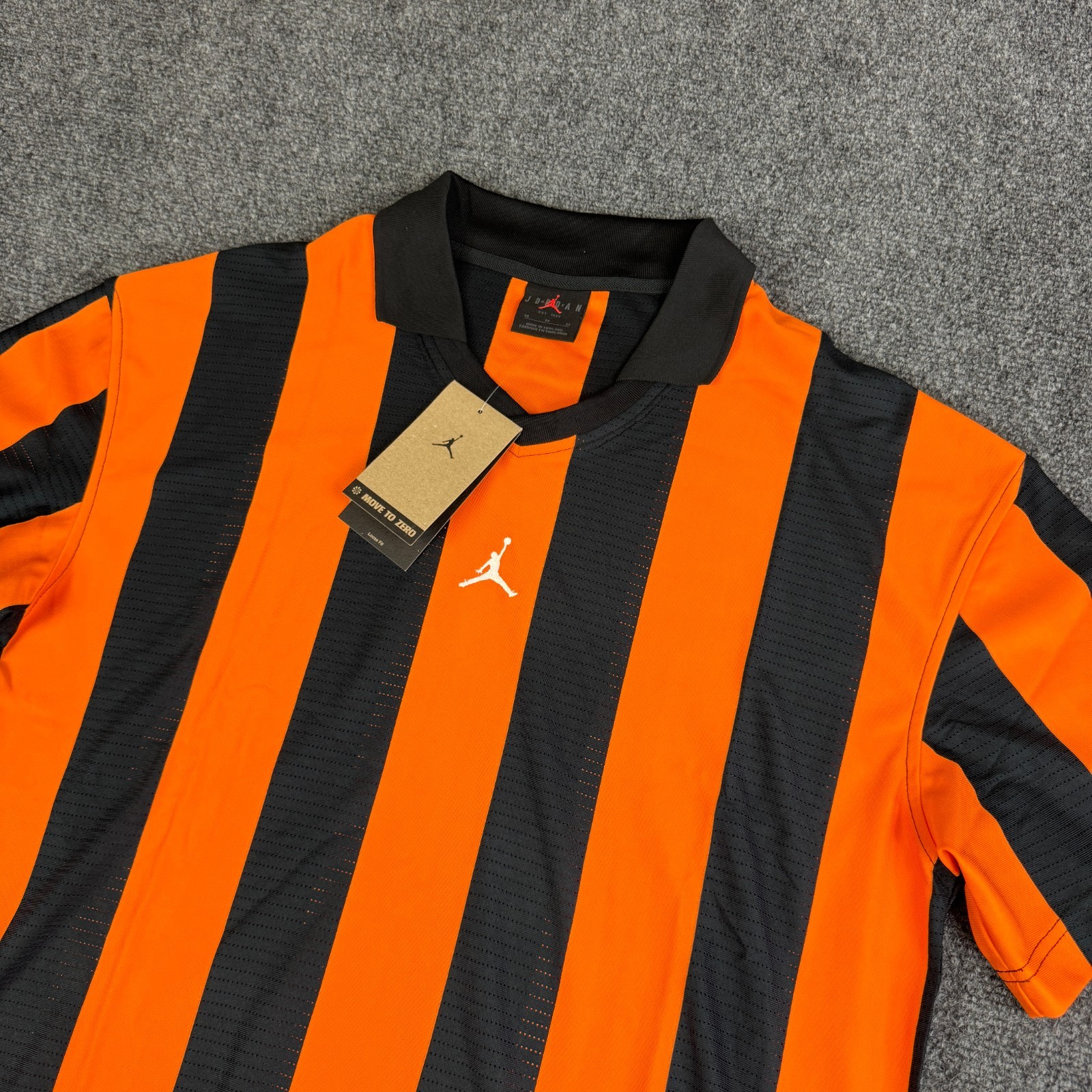Nike Jordan Brooklyn Collegiate Goalie Shirt Mens Size M Orange HV0107-010 NWT gallery
