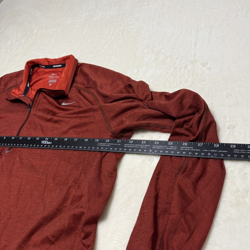 Nike Running DriFit 1/4 Zip Pullover L Red Long-sleeve with Thumb holes Men’s gallery