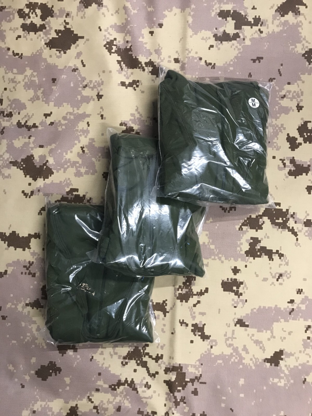 NEW Canadian army Polypropylene Long Sleeve Thermal Shirt gallery