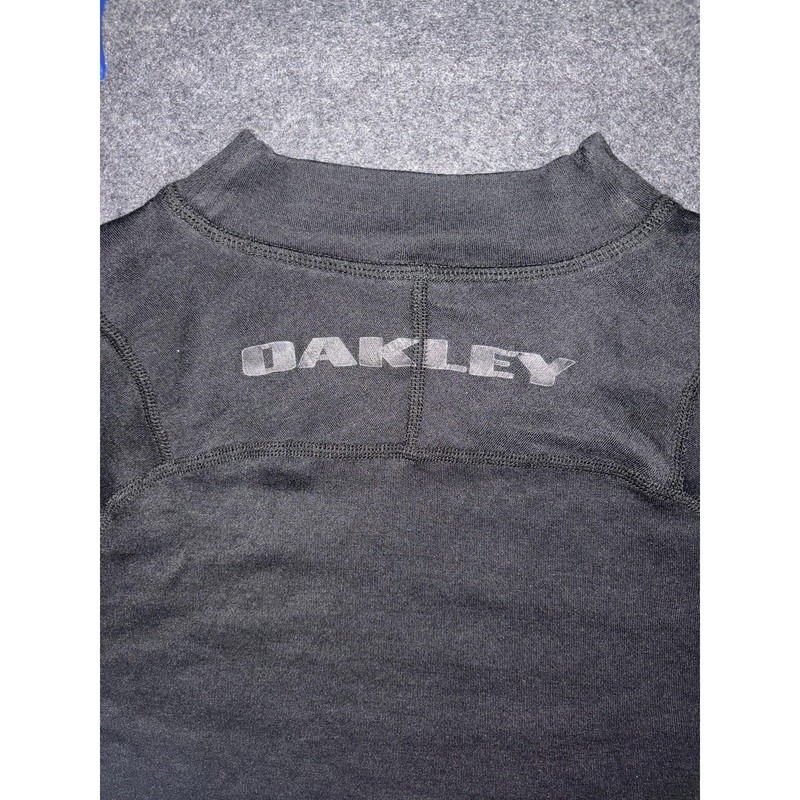 Oakley CarbonX Shirt Mens L Black Long Sleeve Base Layer Thermal Crew Neck gallery