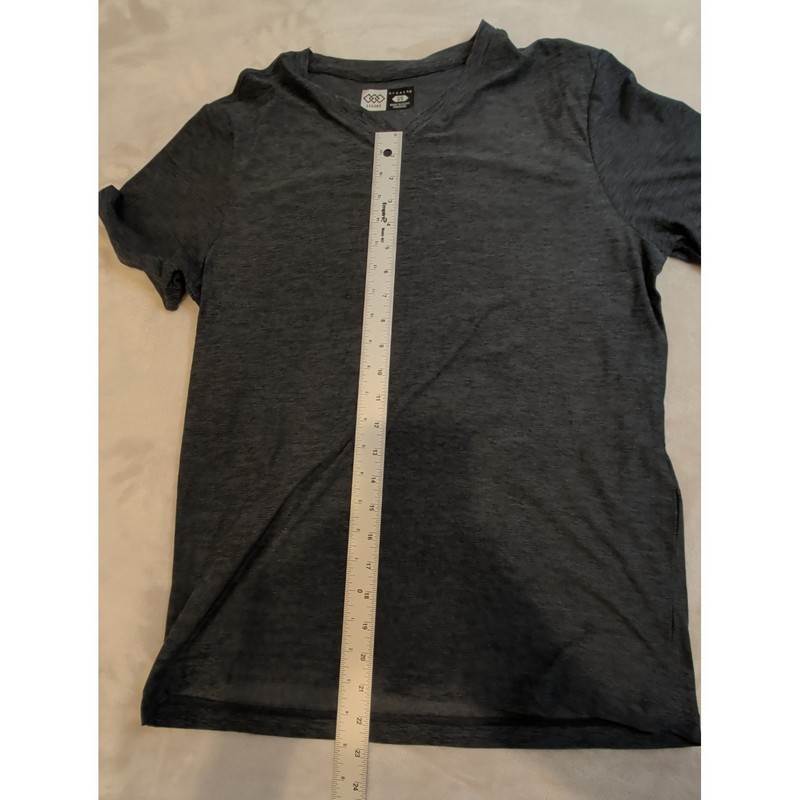 LEG3ND Breathe V-Neck Performance T-Shirt Mens Small Gray Athletic Gym Tee gallery