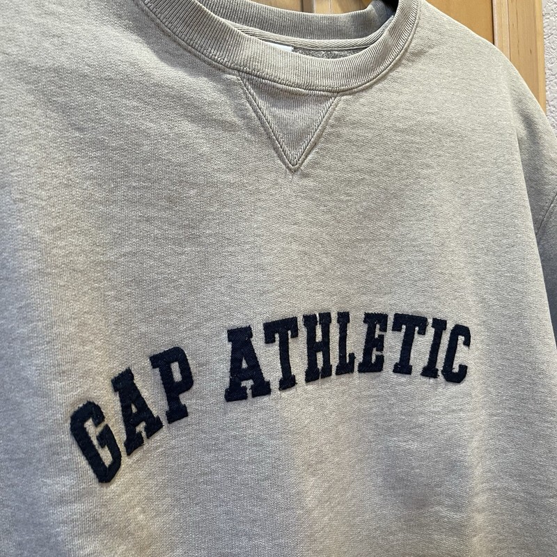 Men’s Light Beige Gap Athletic Pullover Long Sleeve Top Size Large gallery