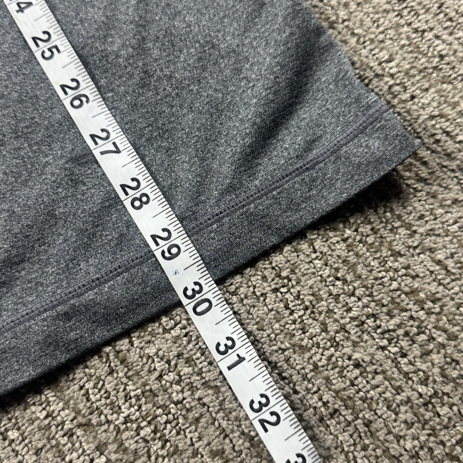 Vuori Mens L Tradewind Performance Tank Pocket Grey gallery