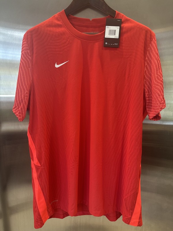 Nike VaporKnit 3 Men's Soccer Jersey Red CW3133-657 BNWT 2XL XXL gallery