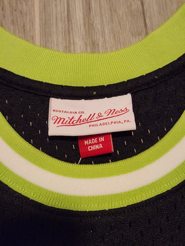 Mitchell & Ness Houston Outlaws Overwatch League Jersey, Size Large gallery