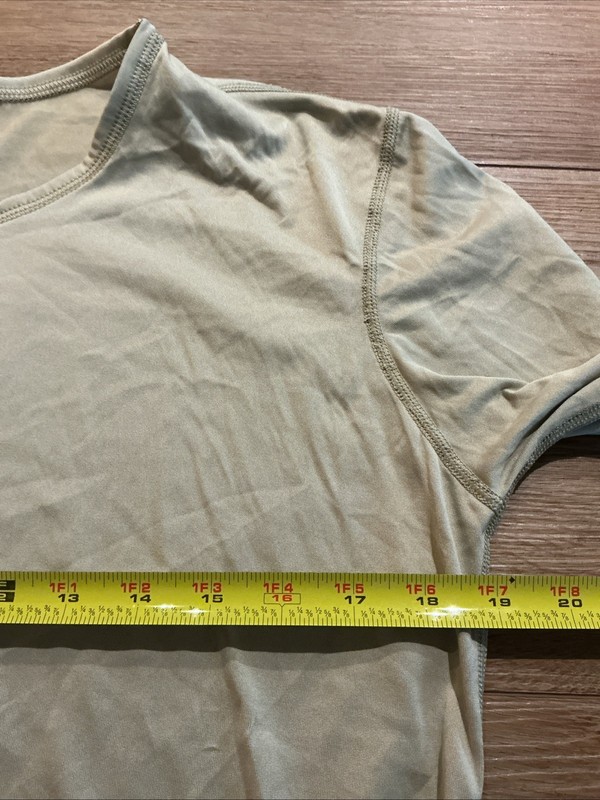 2 US Army ECWCS Polartec Base Layer Set Men Small R Tan Gen III Cold Weather gallery