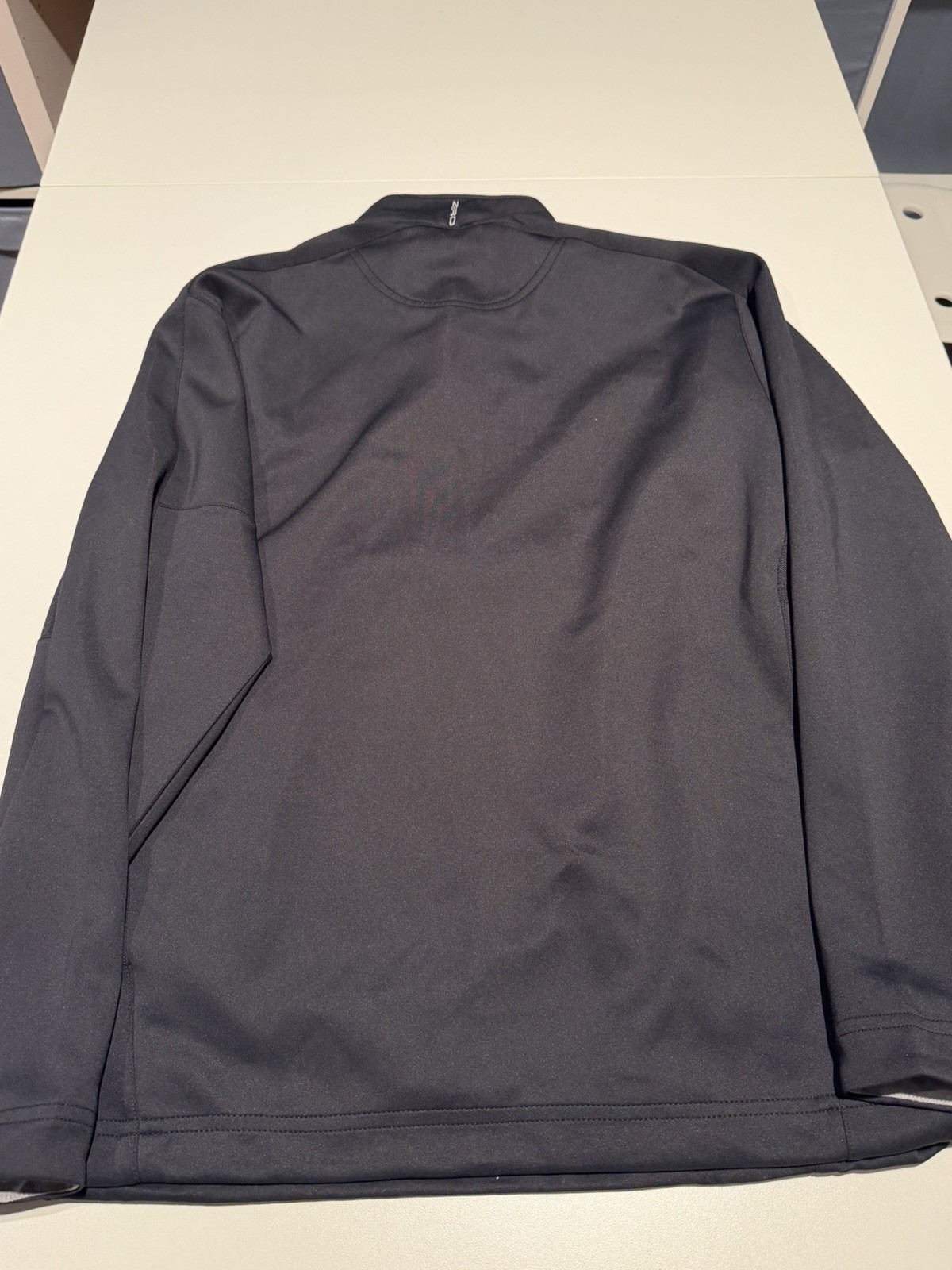Kentucky Derby Zero Restriction Golf Pullover Men’s Medium gallery