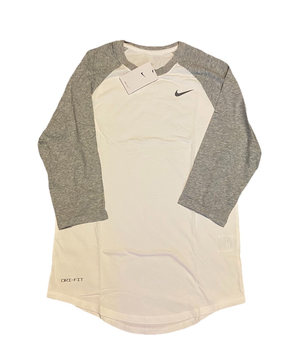 NEW! Size Small Nike Dri Fit Baseball Shirt Mens White Grey Raglan 3/4 Sleeve gallery
