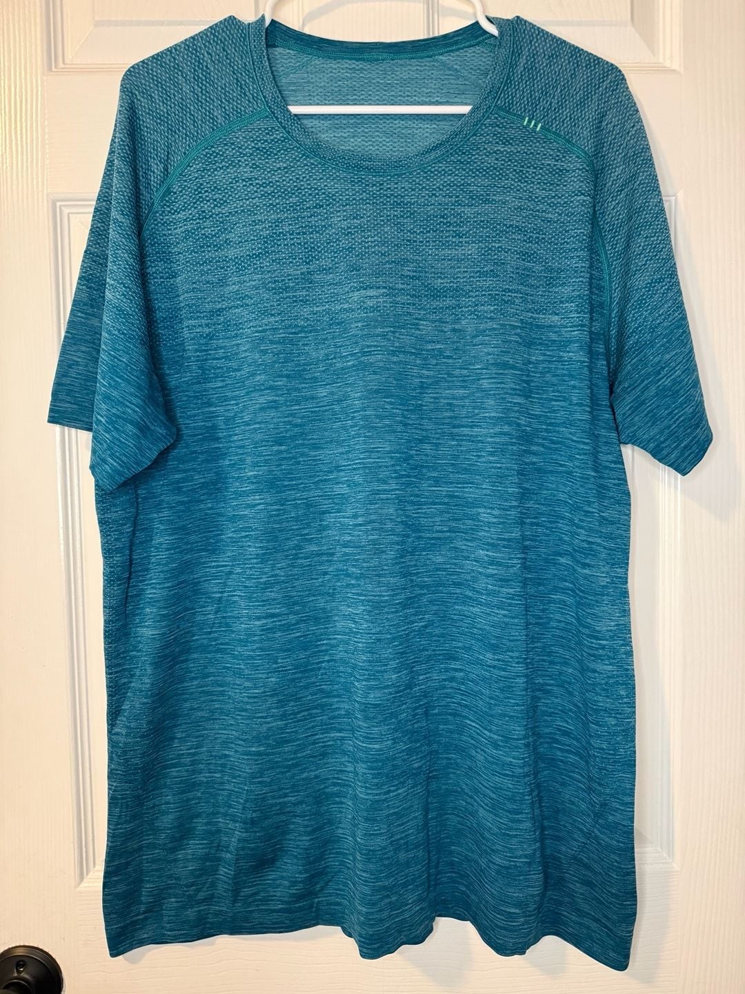 Lululemon Metal Vent Tech Short Sleeve Shirt Blue Men's XL gallery