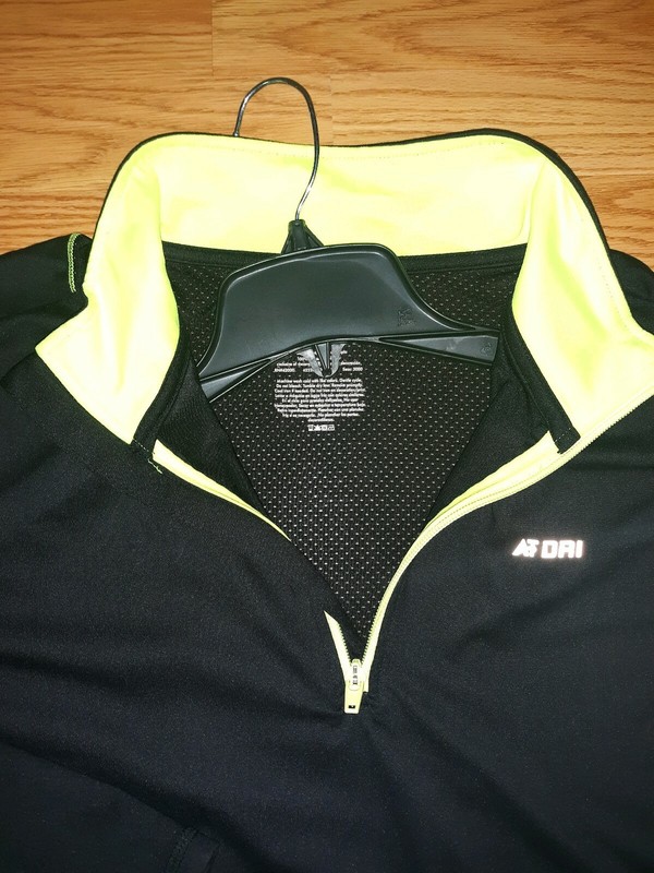 Men's 1/4 Zip Pullover Shirt New with tag Size Large color Black Long sleeves gallery