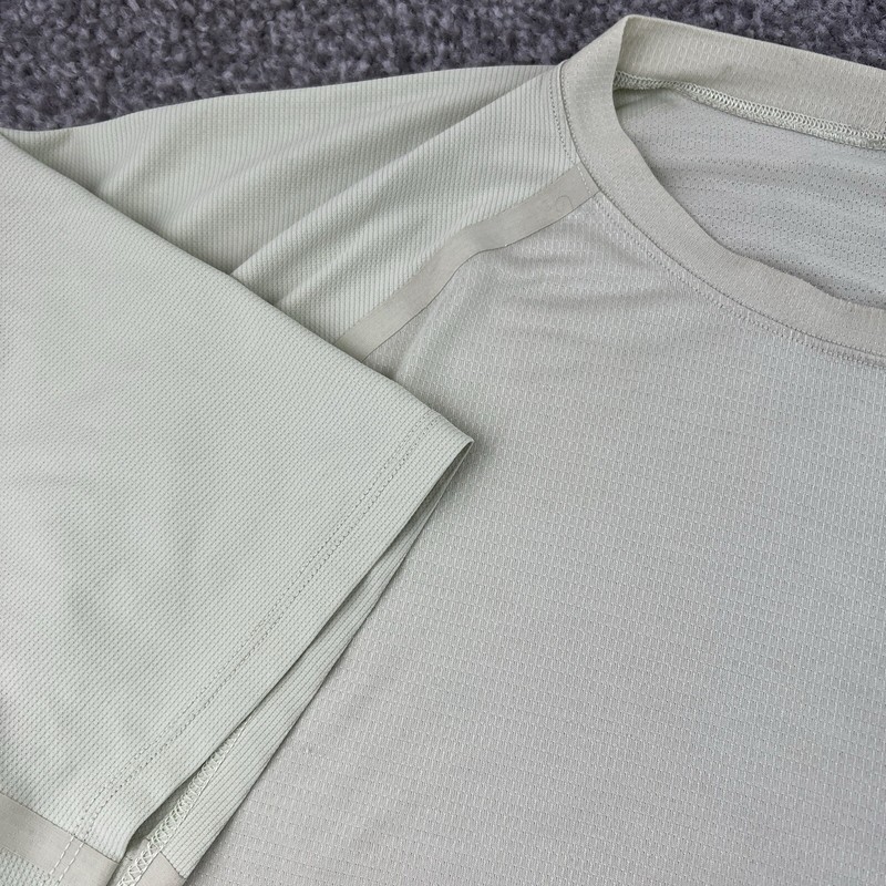 Lululemon Shirt Mens Extra Large Yellow Ventilated Hiking Performance Yoga Gym gallery