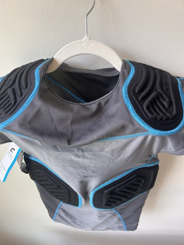 CHAMPRO Bull Rush Mens Small 4-Pad Sleeveless Football Compression Shirt NWT gallery