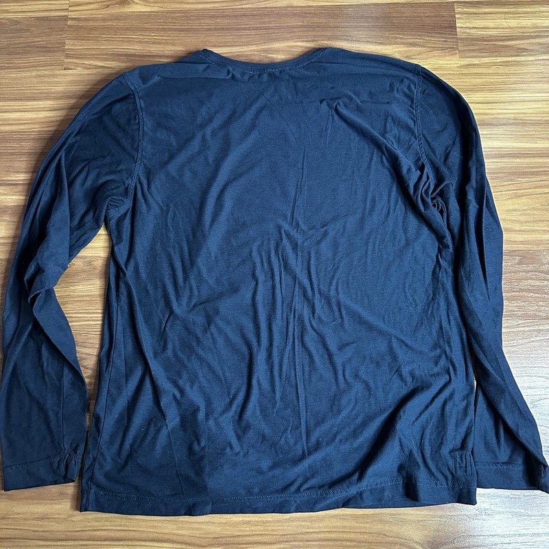 Vuori Strato Tech Performance Tee Men’s Medium Midnight Heather Navy Long Sleeve gallery