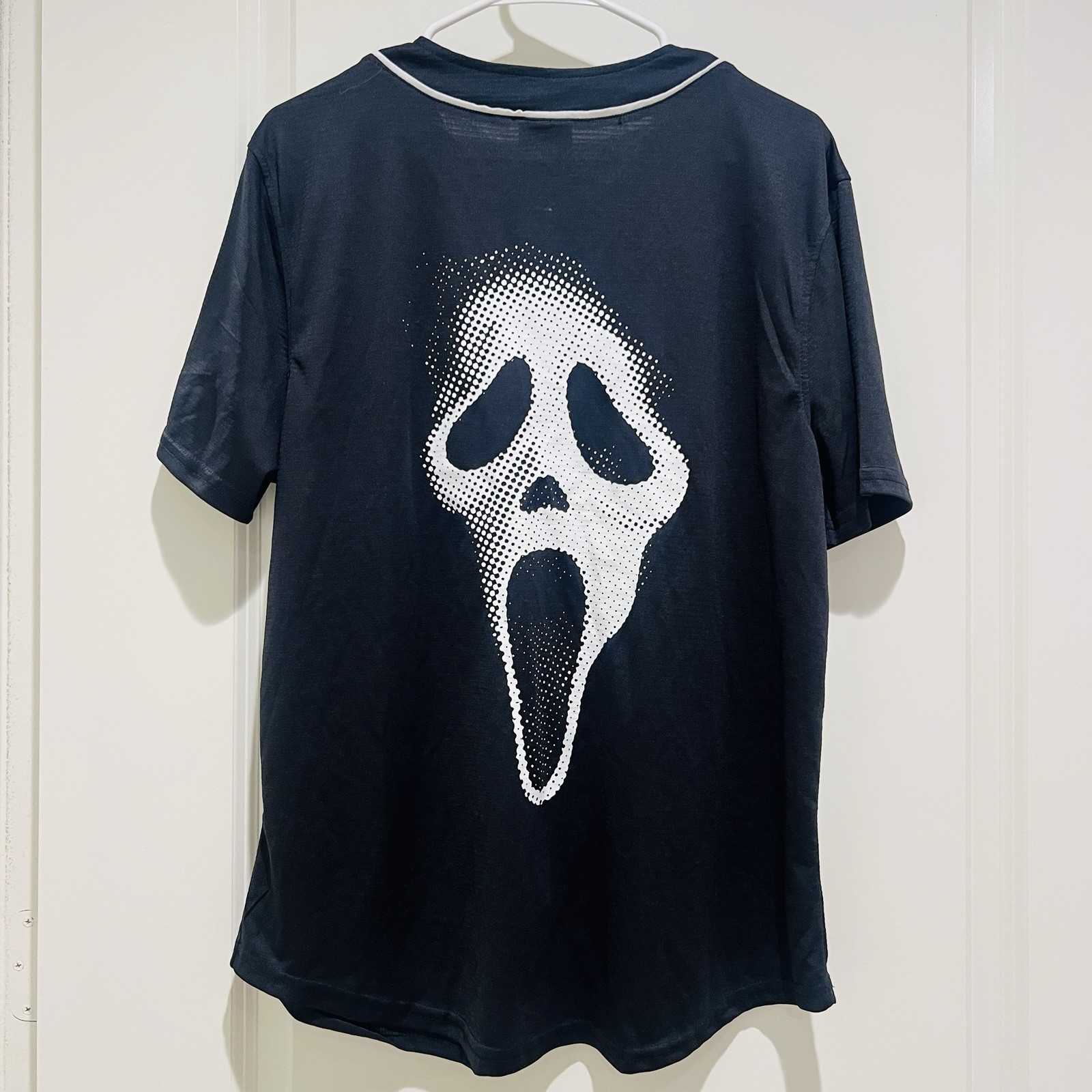 Ghost face Bioworld black scream movie baseball jersey Halloween SS shirt M gallery