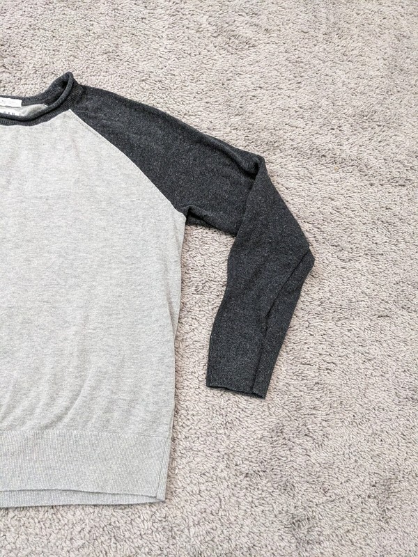 GAP T Shirt Mens Medium Athletic Workout Casual Pullover gallery