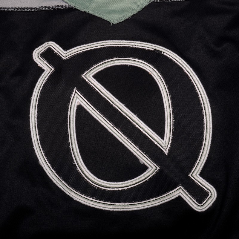 NWT Underoath X Violent Gentlemen 20 Years Hockey Jersey Men's Size XL VGHC gallery