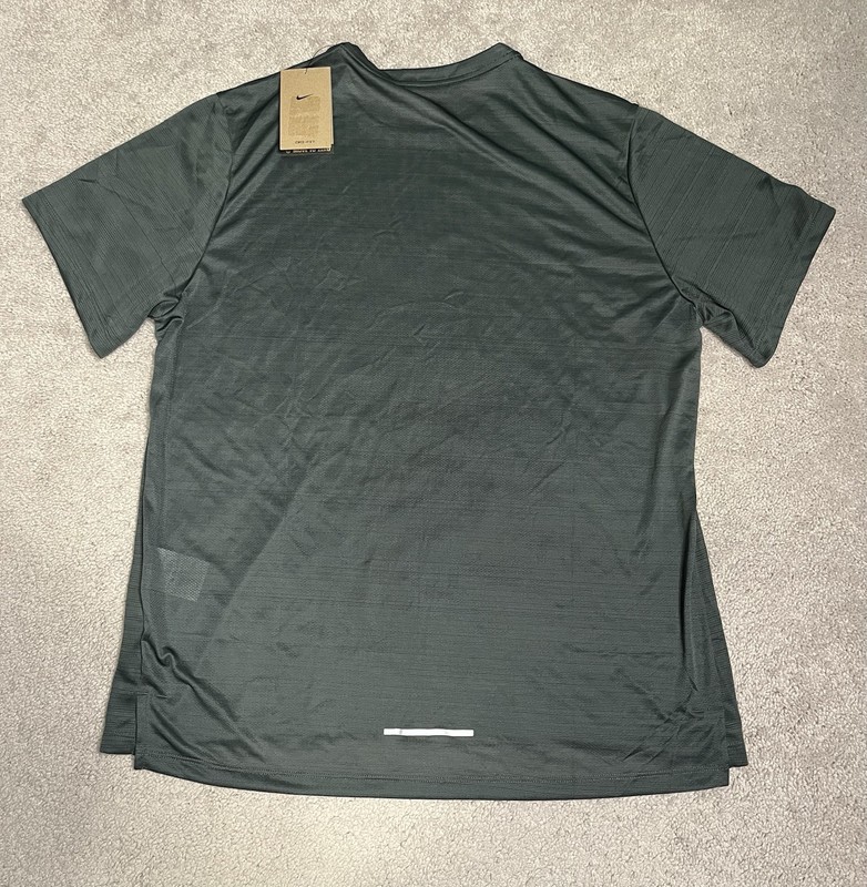 Nike Dri-Fit Gym Shirt Reflective Running AJ7565-328 Men’s XL Pine Green gallery