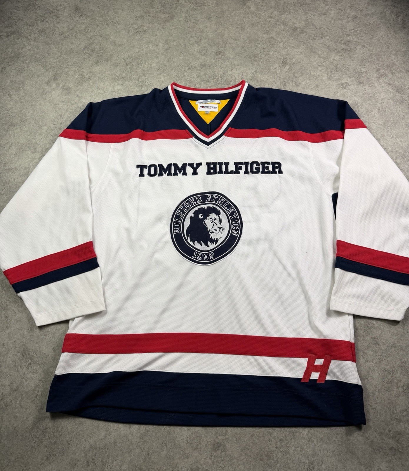 Vtg 90s Tommy Hilfiger Athletics Hockey Jersey 1999 Lion Crest SZ XXL gallery