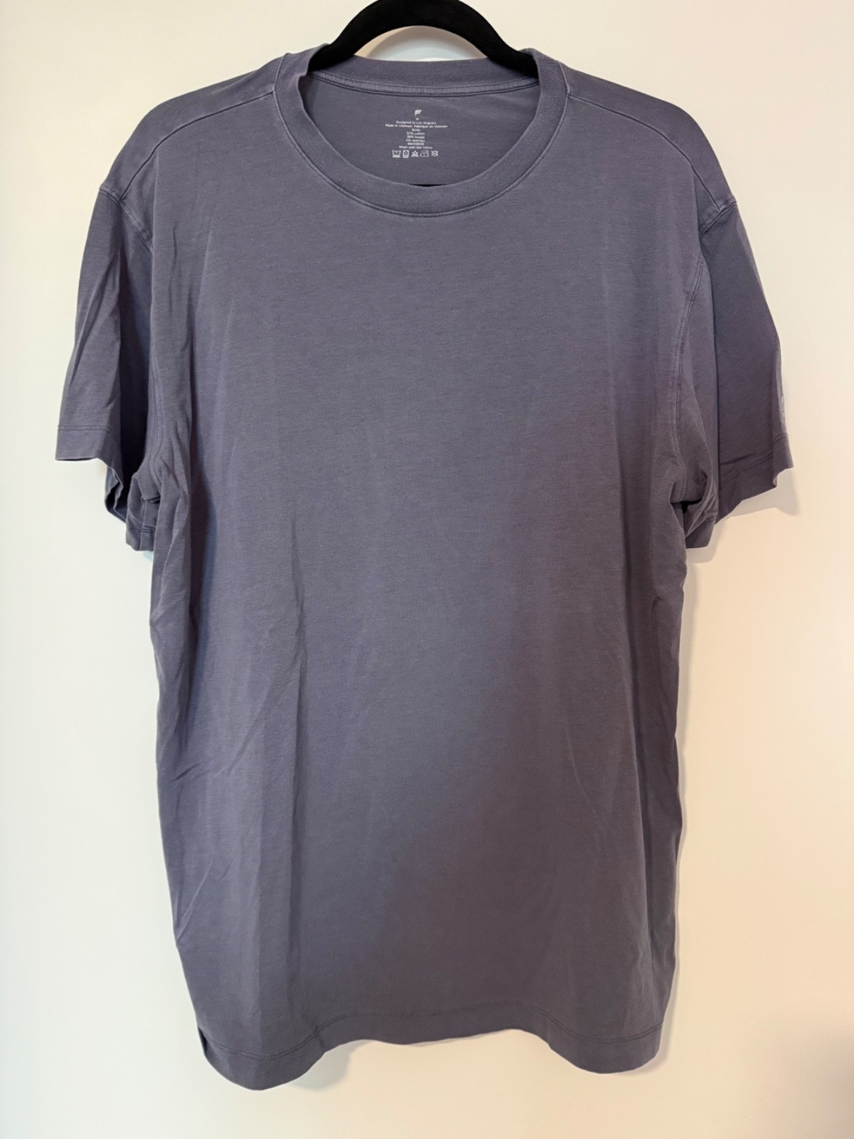 Fabletics Medium Mens T Shirt Athletic Blue gallery