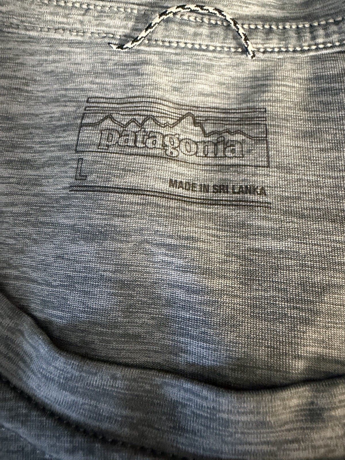 Patagonia Capilene Cool Trail Running Long Sleeve Dark Blue Mens Large gallery