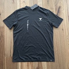 NEW NWT Under Armour Mens Small Project Rock Simple Branded Shirt 1387797-001