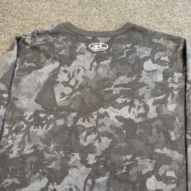 Under Armour Cold Gear Long Sleeve Gray Camo Shirt Loose Mens 2XLarge Training gallery