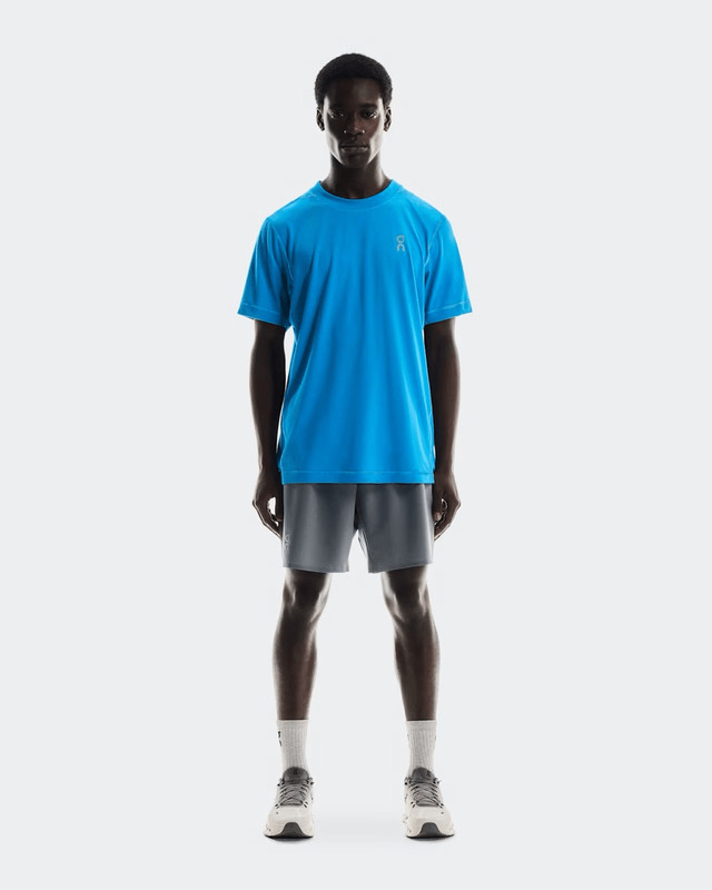 On Cloud NWT DryTech Short Sleeve Train-T Graphic Malibu Blue Medium gallery
