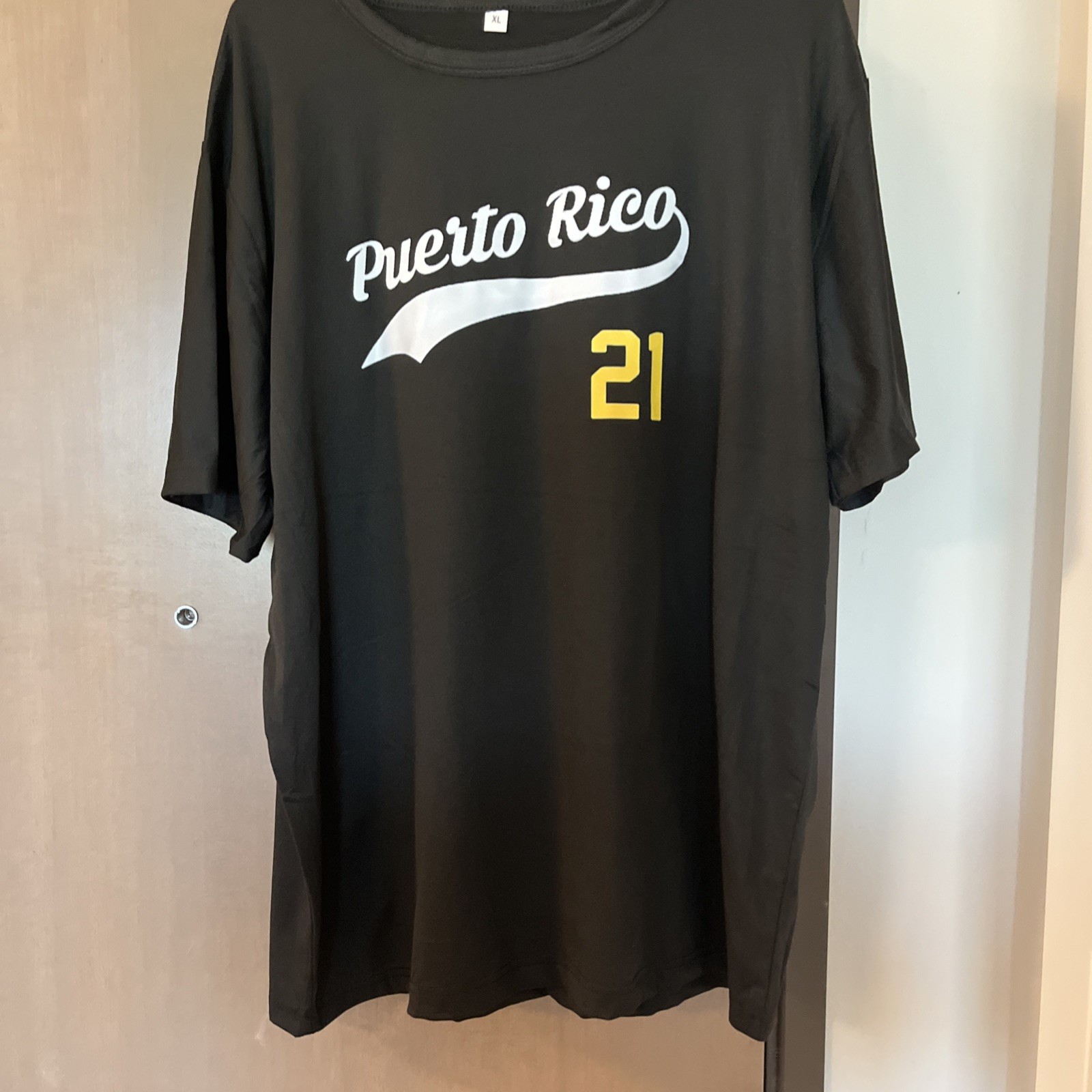 “ 21 ROBERTO CLEMENTE T-SHIRT PUERTO RICO Black SHORT SLEEVE gallery
