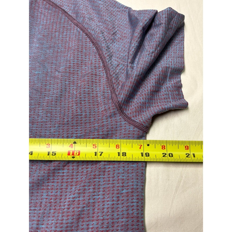 Lululemon Metal Vent Tech Short Sleeve Shirt Mens Medium Red Blue Heathered gallery
