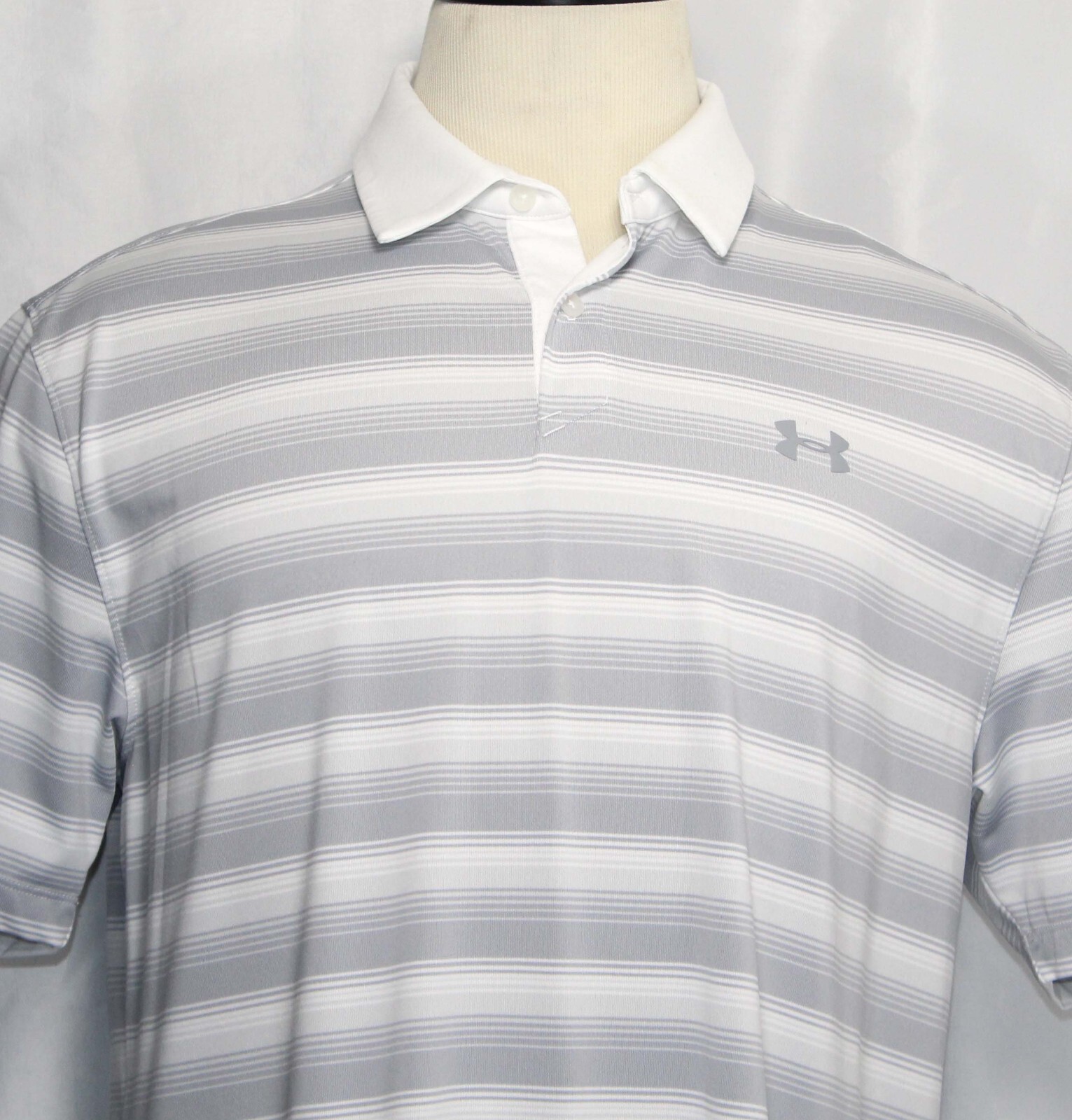 Under Armour Heat Gear Coolswitch Loose Striped Polo Shirt 1298947 Mens Size Lrg gallery