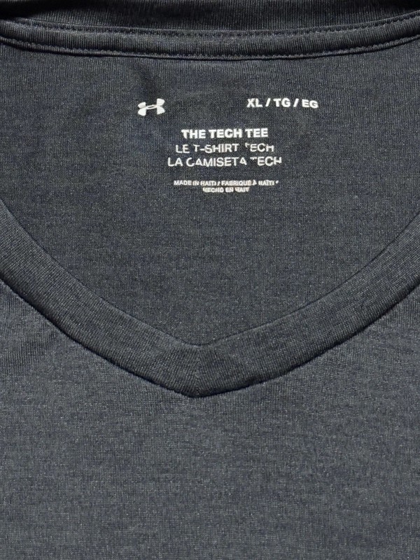 Under Armour Training T Shirt Men Xl Black Loose HeatGear Athletic Picture/size gallery