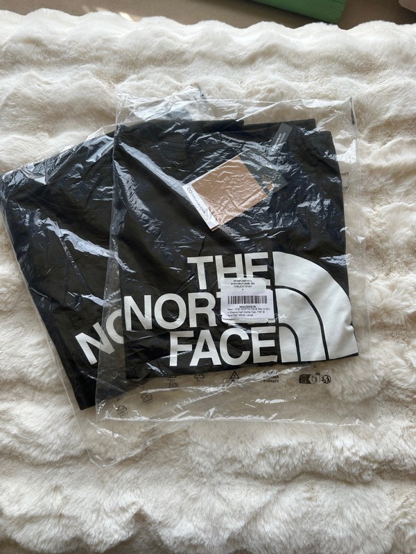 The North Face Men's T-Shirt Half Dome Logo Short Sleeve Regular Fit Shirt LARGE gallery