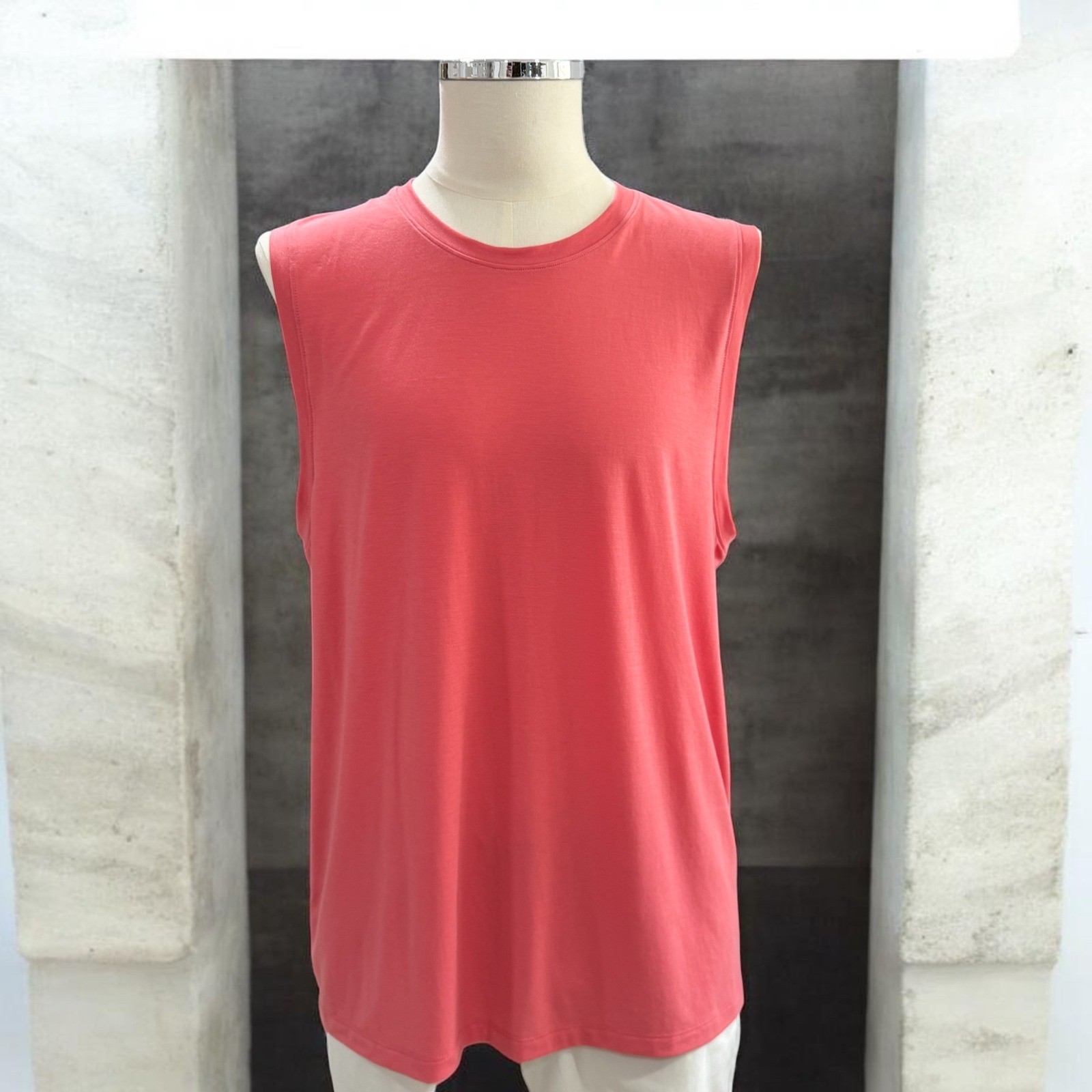 VRST Pink Rouge Icon Tank Mens L Athletic Training Gym Moisture Wicking Active gallery