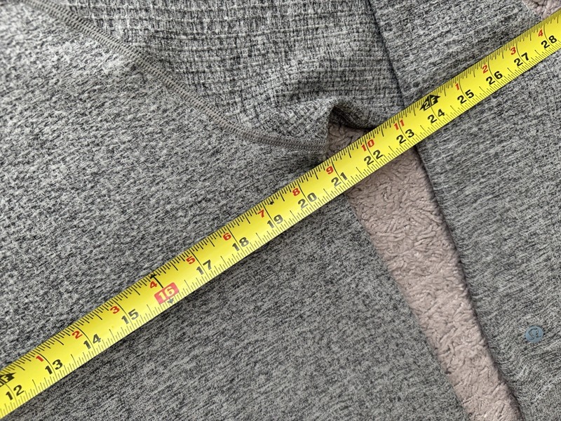 Lululemon Pullover Men's Large Gray Engineered Warmth Half Zip Stretch Gym gallery