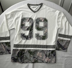 Broken Threads Hockey Jersey Men’s Size L White & Camo #99 Mesh NWOT Brand New
