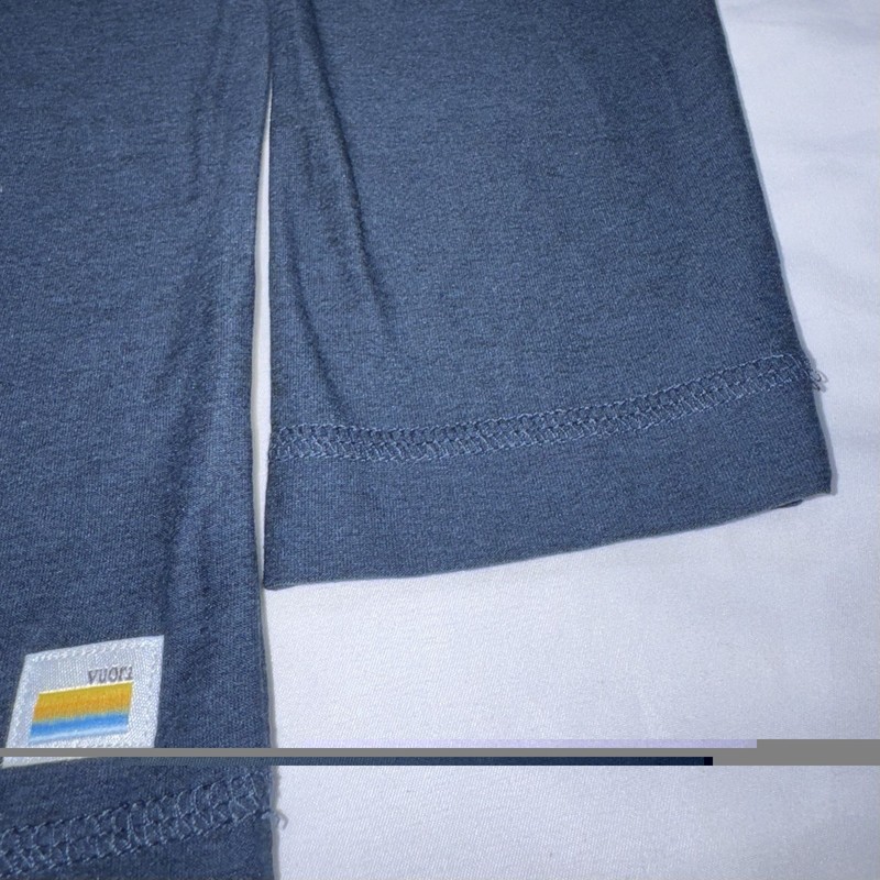 Vuori Long Sleeve Strato Tech Tee Navy Heather Men’s Sz Medium gallery