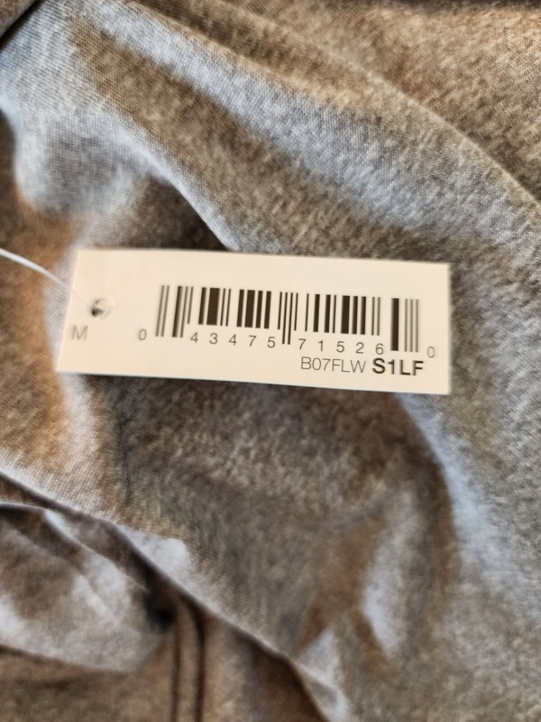 Amazon Essentials Tech Stretch Tank Top in Heather Gray Size M gallery