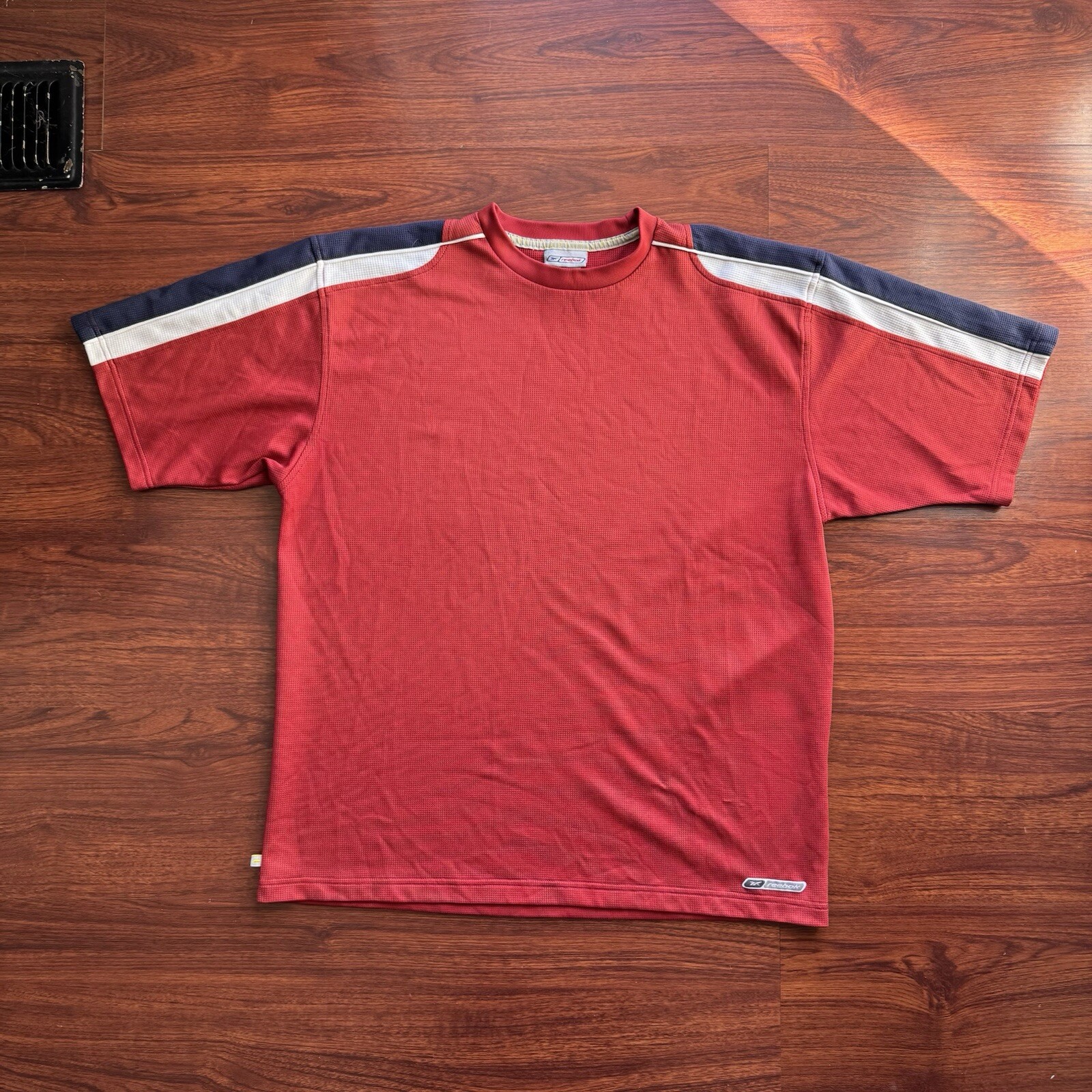 Vintage Reebok Play-Dry Activewear T-Shirt Mens Large Knit Red White Blue gallery